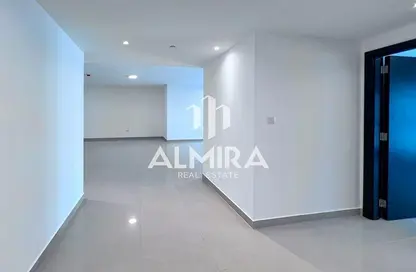 Hall / Corridor image for: Apartment - 2 Bedrooms - 3 Bathrooms for rent in Al Faridah - Al Raha Beach - Abu Dhabi, Image 1
