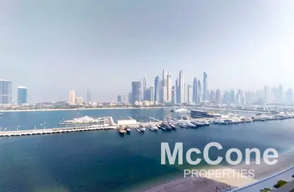 Apartment - 3 Bedrooms - 4 Bathrooms for rent in Palace Beach Residence - EMAAR Beachfront - Dubai Harbour - Dubai