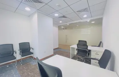 Office Space - Studio - 4 Bathrooms for rent in Hamdan Street - Abu Dhabi