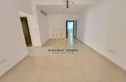 Apartment - 2 Bedrooms - 3 Bathrooms for rent in Muwailih Building - Muwaileh - Sharjah
