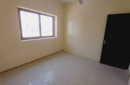 Apartment - 1 Bedroom - 1 Bathroom for rent in Muwailih Building - Muwaileh - Sharjah