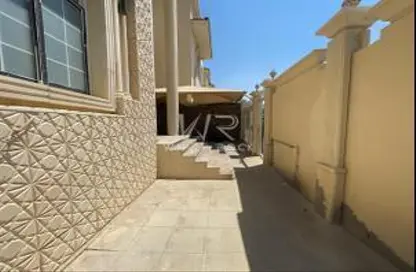 فيلا - 7 غرف نوم - 8 حمامات للايجار في مدينة شخبوط - أبوظبي
