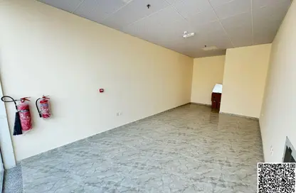 Shop - Studio - 1 Bathroom for rent in Al Mowaihat 1 - Al Mowaihat - Ajman
