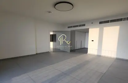Apartment - 2 Bedrooms - 3 Bathrooms for rent in The Boulevard 3 - Aljada - Sharjah