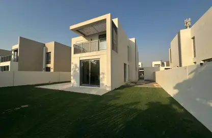 Villa - 3 Bedrooms - 4 Bathrooms for sale in Fairway Villas 2 - EMAAR South - Dubai South (Dubai World Central) - Dubai