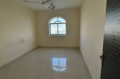 شقة - 2 غرف نوم - 2 حمامات للايجار في مبنى القاسمية 10 - المحطة - القاسمية - الشارقة