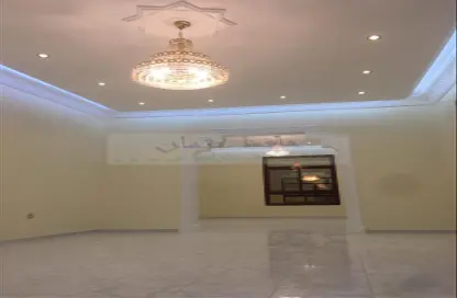Empty Room image for: Villa - 5 Bedrooms - 5 Bathrooms for rent in Al Zaab - Abu Dhabi, Image 1
