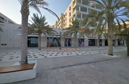 متجر - استوديو - 1 حمام للايجار في شاطئ السعديات - جزيرة السعديات - أبوظبي