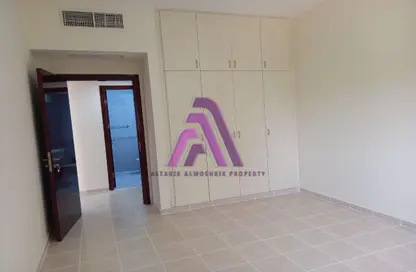 Apartment - 3 Bedrooms - 4 Bathrooms for rent in The Gardens Buildings - The Gardens - Dubai