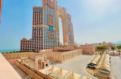 Apartment - 1 Bedroom - 7+ Bathrooms for rent in Marina Sunset Bay - The Marina - Abu Dhabi