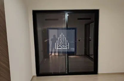 Apartment - 1 Bedroom - 2 Bathrooms for rent in Binghatti Heights - Jumeirah Village Circle - Dubai