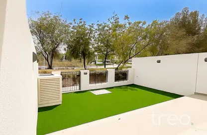 فيلا - 3 غرف نوم - 4 حمامات للايجار في روكوود - داماك هيلز - دبي