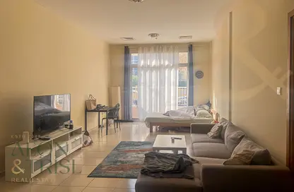 شقة - غرفة نوم - 2 حمامات للبيع في مالباري 1 - حدائق الإمارات 2 - قرية الجميرا سركل - دبي