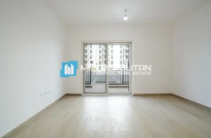 Empty Room image for: Apartment - 2 Bedrooms - 2 Bathrooms for sale in Waters Edge - Yas Island - Abu Dhabi, Image 1