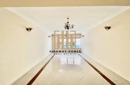 مجمع سكني - 3 غرف نوم - 4 حمامات للايجار في برج السندس - الخان لاجون - الخان - الشارقة