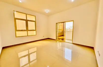 Apartment - Studio - 1 Bathroom for rent in Shakhbout City - Abu Dhabi