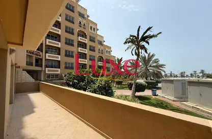 شقة - 2 غرف نوم - 4 حمامات للبيع في كهرمان - باب البحر - جزيرة المرجان - رأس الخيمة