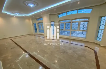 شقة - 3 غرف نوم - 4 حمامات للايجار في منطقة المرور - أبوظبي شقة - 3 غرف نوم - 4 حمامات للايجار في منطقة المرور - أبوظبي