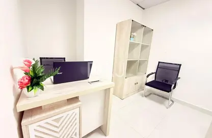 Office Space - Studio - 1 Bathroom for rent in Silver Home Building - Hor Al Anz - Deira - Dubai