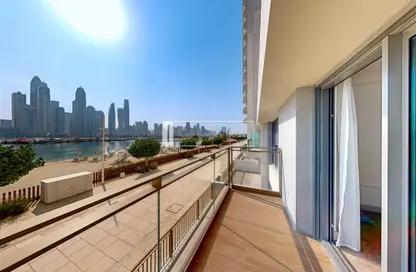 Apartment - 3 Bedrooms - 4 Bathrooms for sale in Marina Vista - EMAAR Beachfront - Dubai Harbour - Dubai