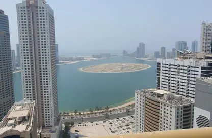 Apartment - 2 Bedrooms - 3 Bathrooms for sale in Al Khan - Sharjah