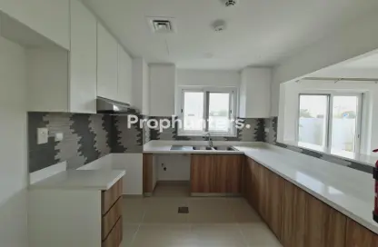 تاون هاوس - 4 غرف نوم - 4 حمامات للايجار في امرانتا - فيلا نوفا - دبي لاند - دبي