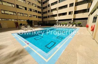 Apartment - 2 Bedrooms - 2 Bathrooms for rent in Silver Sands 1 - Mankhool - Bur Dubai - Dubai