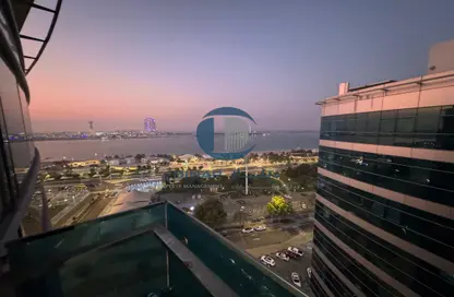 Apartment - 3 Bedrooms - 4 Bathrooms for rent in Al Sahel Tower 1 - Al Sahel Towers - Corniche Road - Abu Dhabi