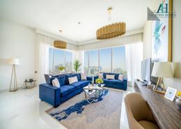 Living Room image for: Hotel and Hotel Apartment - 2 bedrooms - 3 bathrooms for rent in Avani Palm View Hotel & Suites - Dubai Media City - Dubai, Image 1