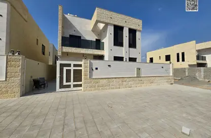 Villa - 5 Bedrooms - 7 Bathrooms for sale in Al Yasmeen 1 - Al Yasmeen - Ajman