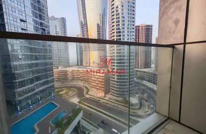 شقة - 3 غرف نوم - 4 حمامات للايجار في راديانت سكوير - مدينة الأضواء - جزيرة الريم - أبوظبي شقة - 3 غرف نوم - 4 حمامات للايجار في راديانت سكوير - مدينة الأضواء - جزيرة الريم - أبوظبي