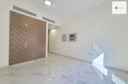 Apartment - Studio - 1 Bathroom for rent in Carrera Building - Al Karama - Dubai