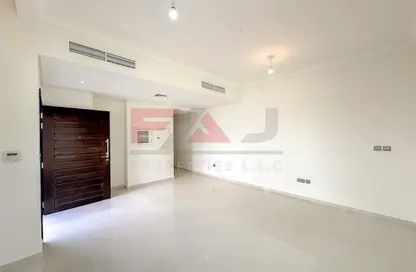 فيلا - 3 غرف نوم - 4 حمامات للايجار في فلل اوروم - العرعر شجر - داماك هيلز 2 - دبي