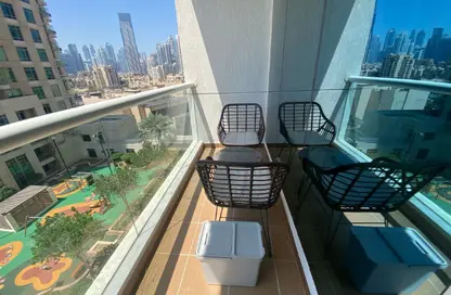 Apartment - 1 Bathroom for rent in Burj Al Nujoom - Downtown Dubai - Dubai