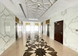 مكتب - 1 حمام للكراء في برج سحاب الامارات - الممزر - الشارقة - الشارقة