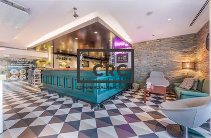 Retail - Studio - 1 Bathroom for rent in Marriott Harbour Hotel and Suites - Dubai Marina - Dubai