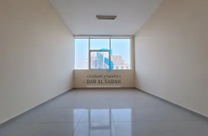 شقة - غرفة نوم - 1 حمام للايجار في تايجر القادسية - النهدة - الشارقة