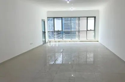 Apartment - 4 Bedrooms - 5 Bathrooms for rent in Cornich Al Khalidiya - Al Khalidiya - Abu Dhabi