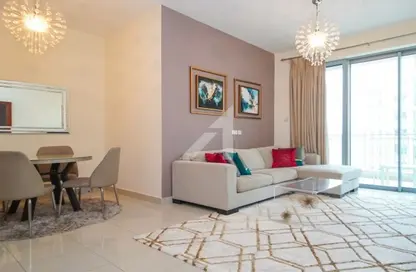 صورة لـ غرفة المعيشة / غرفة الطعام شقة - غرفة نوم - 2 حمامات للبيع في برج ستاندبوينت 1 - أبراج ستاند بوينت - دبي وسط المدينة - دبي ، صورة رقم 1