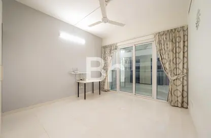 Apartment - 3 Bedrooms - 3 Bathrooms for sale in Sahara Tower 4 - Sahara Complex - Al Nahda - Sharjah