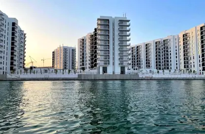 Apartment - 1 Bedroom - 2 Bathrooms for sale in Waters Edge - Yas Island - Abu Dhabi