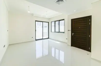 Townhouse - 3 Bedrooms - 5 Bathrooms for rent in Zinnia - The Roots DAMAC Hills 2 - Damac Hills 2 - Dubai