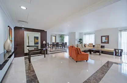 Apartment - 4 Bedrooms - 6 Bathrooms for rent in Murjan 4 - Murjan - Jumeirah Beach Residence - Dubai