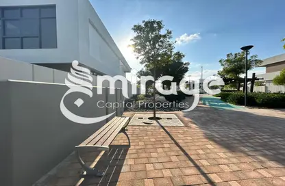 Villa - 5 Bedrooms - 7 Bathrooms for sale in West Yas - Yas Island - Abu Dhabi