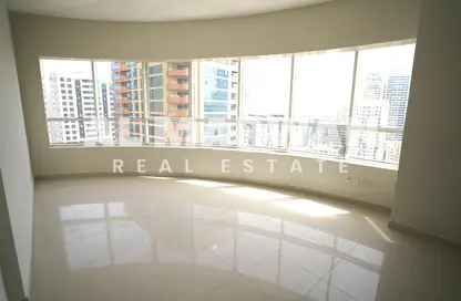 Apartment - 3 Bedrooms - 4 Bathrooms for rent in Robot Park Tower - Al Khan - Sharjah