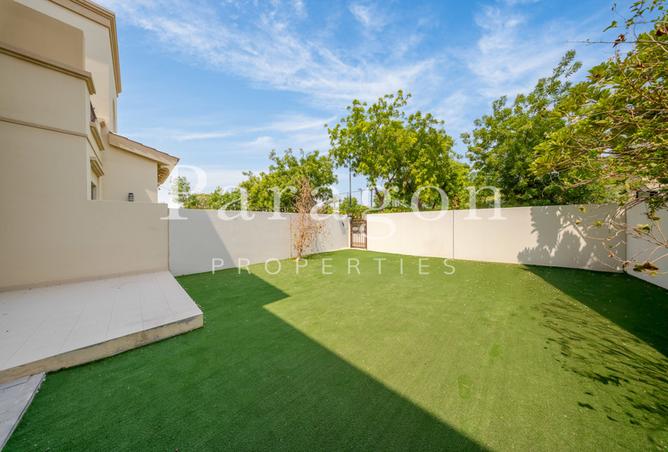 Pool/Park Backing | Maintenance Contract | Vacant