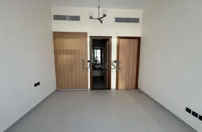 Villa - 5 Bedrooms - 5 Bathrooms for rent in 180 Degrees Villas - Liwan - Dubai Land - Dubai