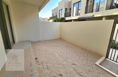 Terrace image for: Townhouse - 3 Bedrooms - 4 Bathrooms for rent in Parkside 1 - EMAAR South - Dubai South (Dubai World Central) - Dubai, Image 1
