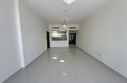 Apartment - 1 Bedroom - 2 Bathrooms for rent in Infinity Building - Al Satwa - Dubai