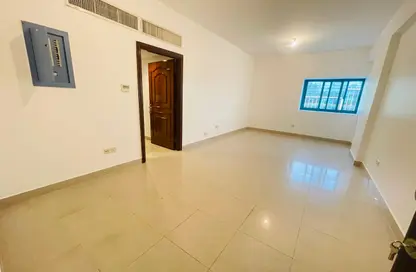 Apartment - 2 Bedrooms - 2 Bathrooms for rent in Al Najda Street - Abu Dhabi